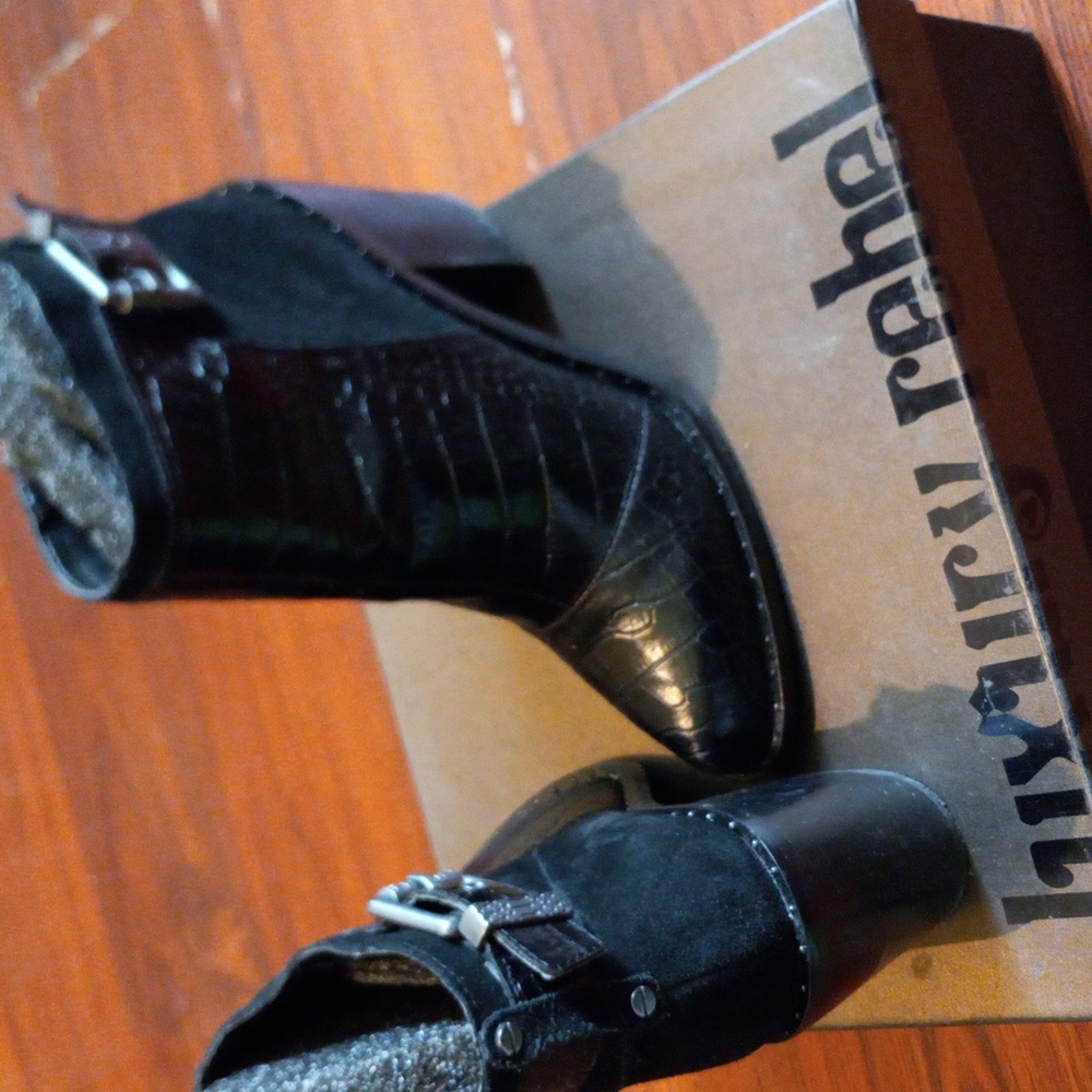 Luxury Rebel Maggie boot